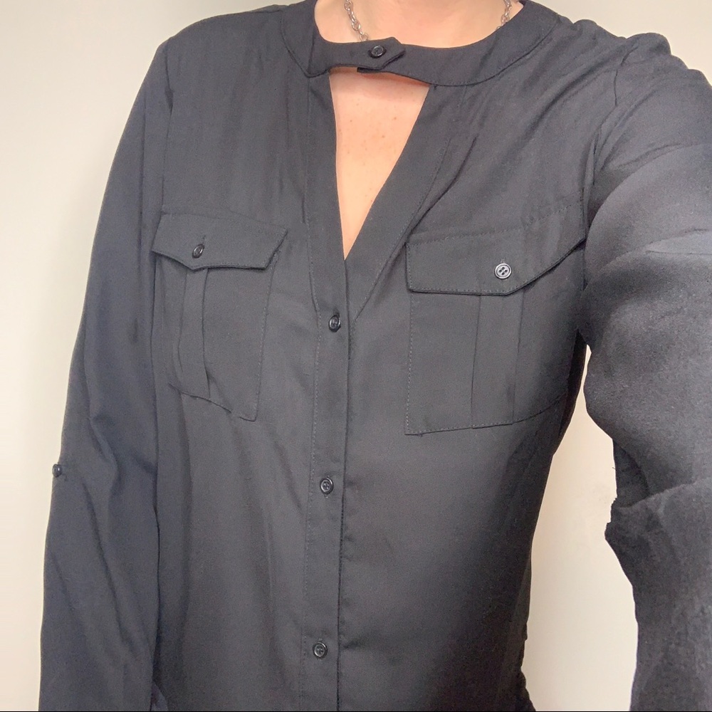 BLACK BLOUSE